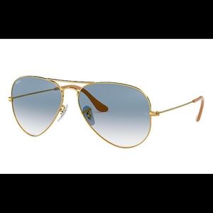 RayBan 3025 Aviator sunglasses